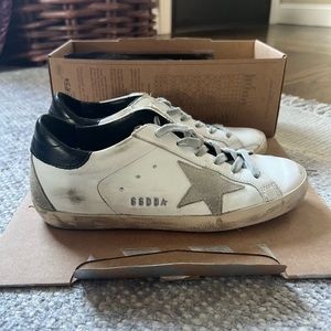 Golden Goose Sneakers